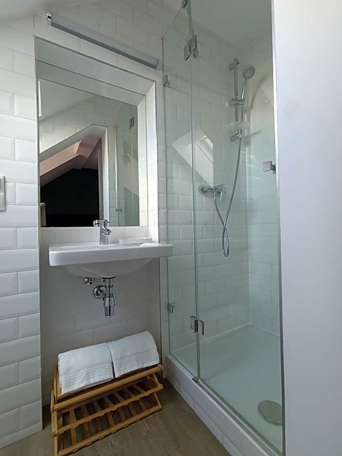 BOSSA CITY Design Apartments