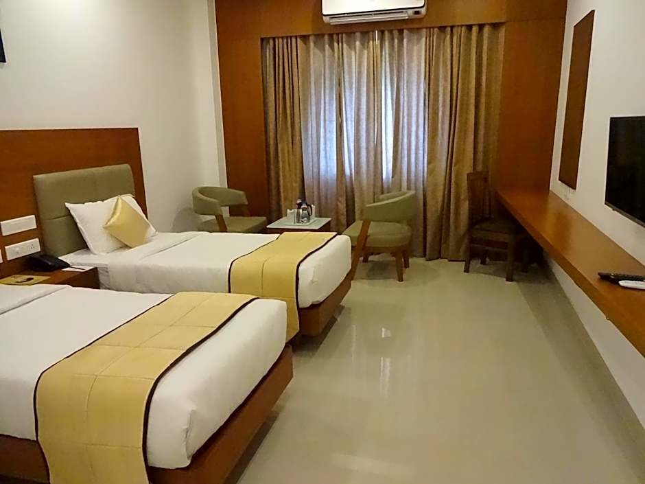 Photo 1 of 4 of Deluxe Double or Twin Room
