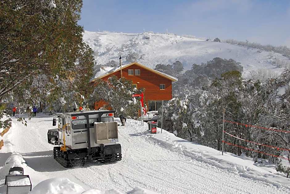 Summit Ridge Alpine Lodge