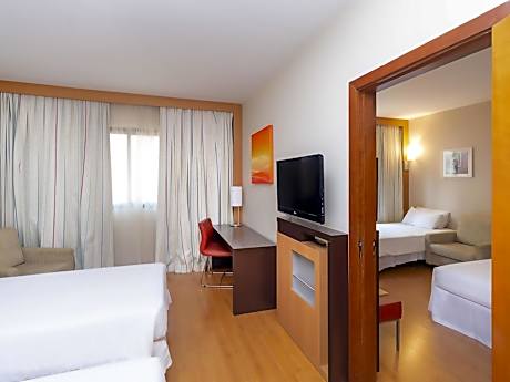 Superior Room with Three Single Beds