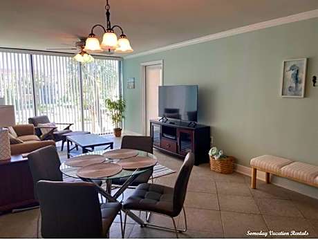 Biloxi Beach-Good Vibes Condo