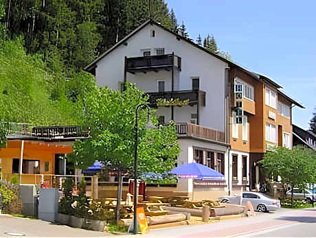 Action Forest Active Hotel B&B