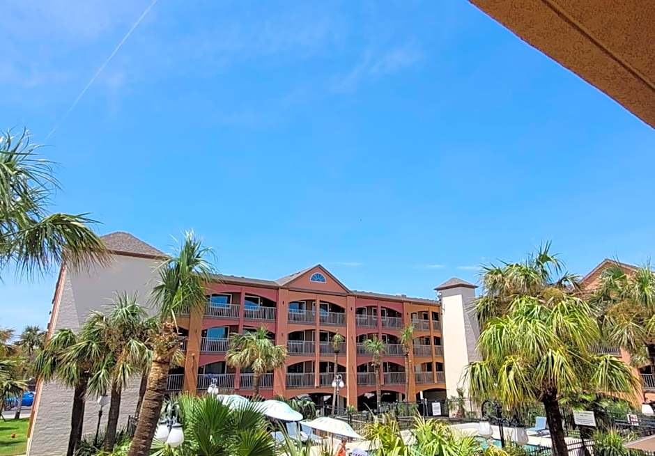 Beachfront Palms Hotel