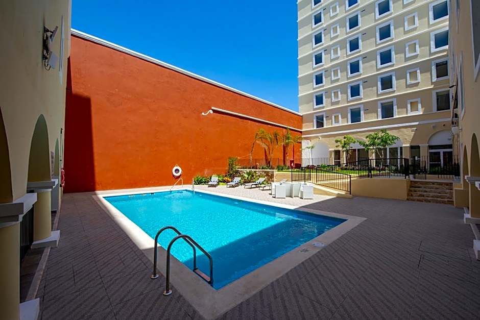 Holiday Inn Express Merida Centro By IHG