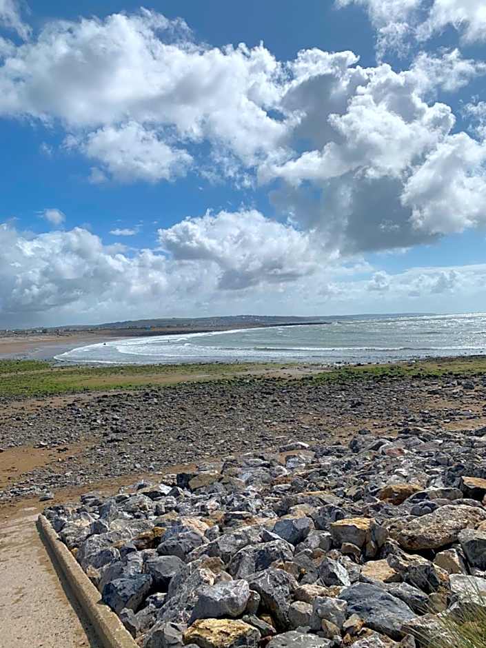 Phoenix caravan hire, Trecco bay