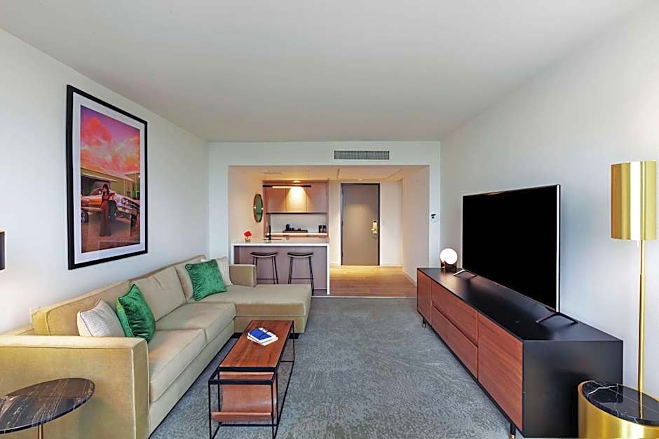 C. Baldwin, Curio Collection by Hilton