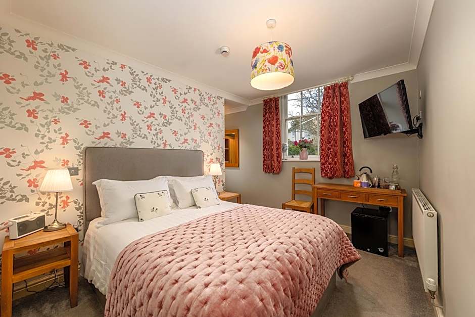 The Hare and Hounds, Levens