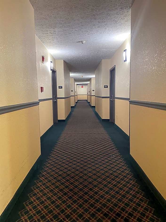 Super 8 by Wyndham Hillsville