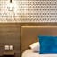 Sure Hotel by Best Western Calais Coquelles Tunnel s/ Manche