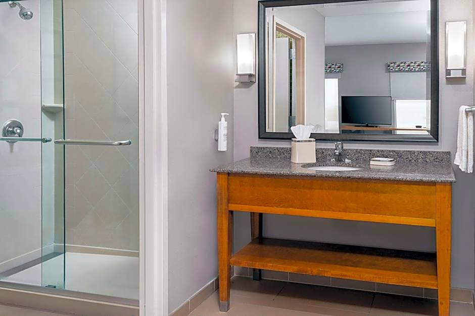 Hampton Inn By Hilton And Suites Clayton/St Louis-Galleria Area