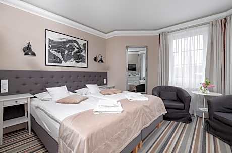 King Room with Balcony