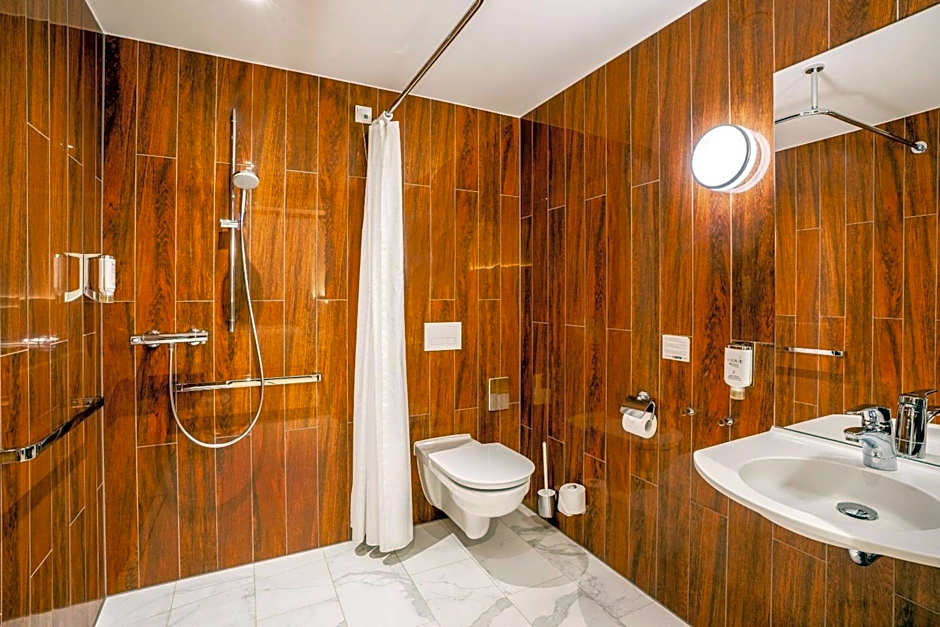 Hey Lou Hotel Frankfurt Airport