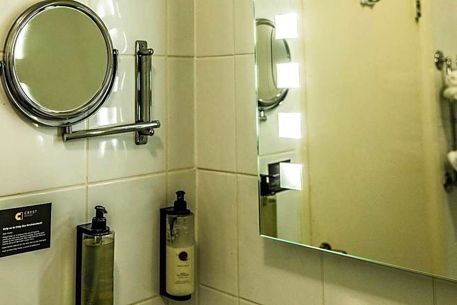 Tiverton Hotel Lounge & Venue