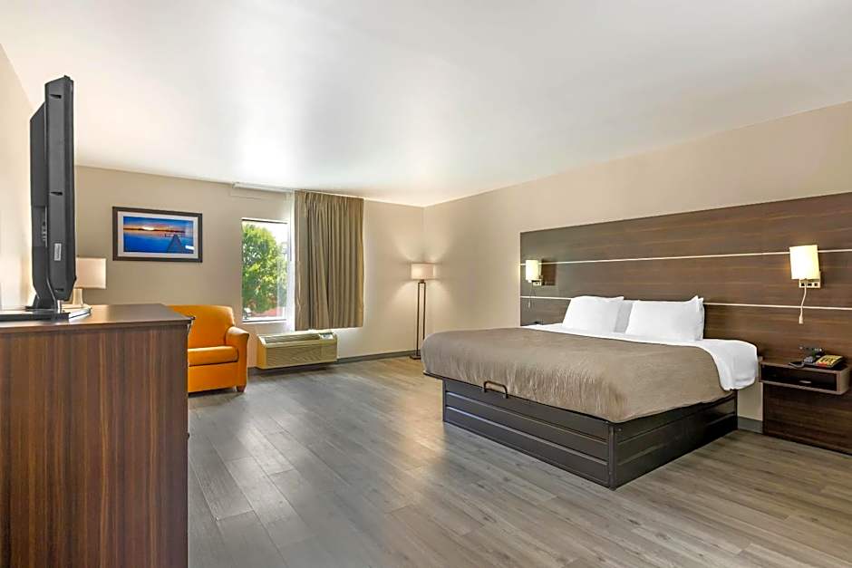 Quality Inn & Suites Orangeburg