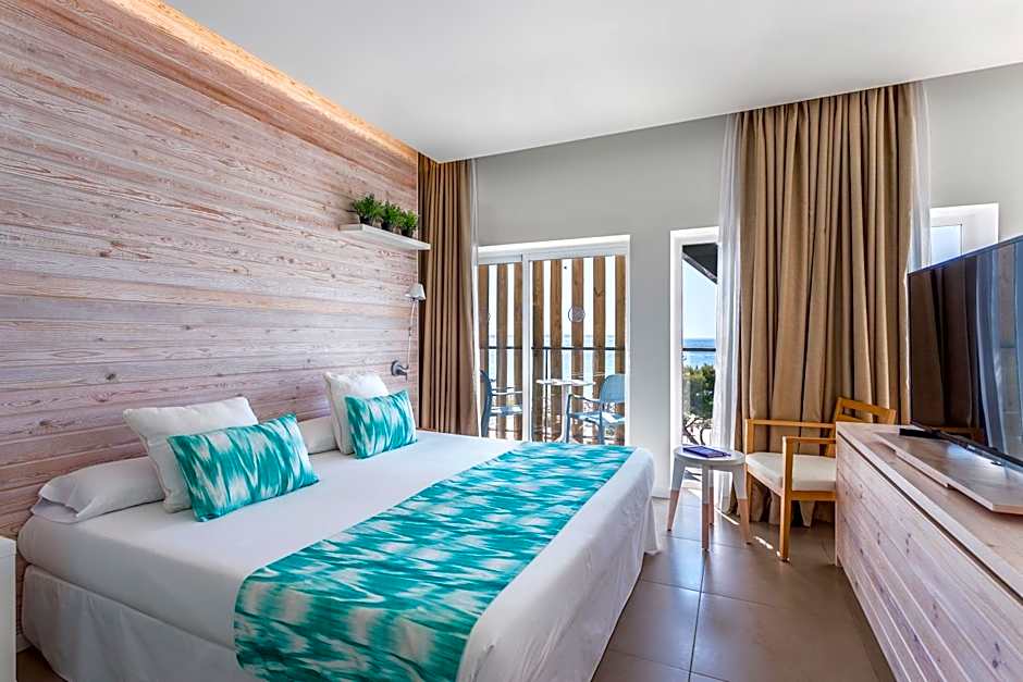 FERGUS Style Palmanova - Adults Only