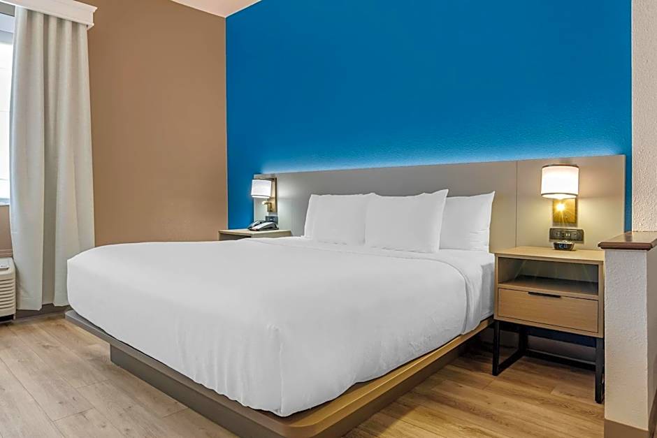 Comfort Suites Hattiesburg near University