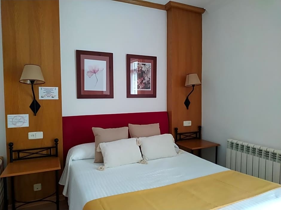 Área de Servicio El Cruce