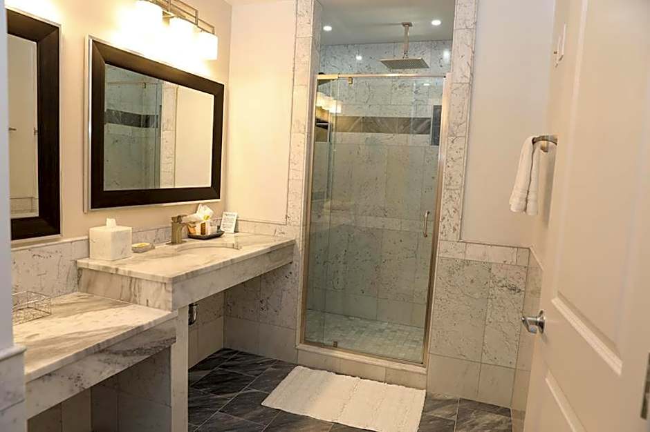 Norwalk Inn And Conference Center