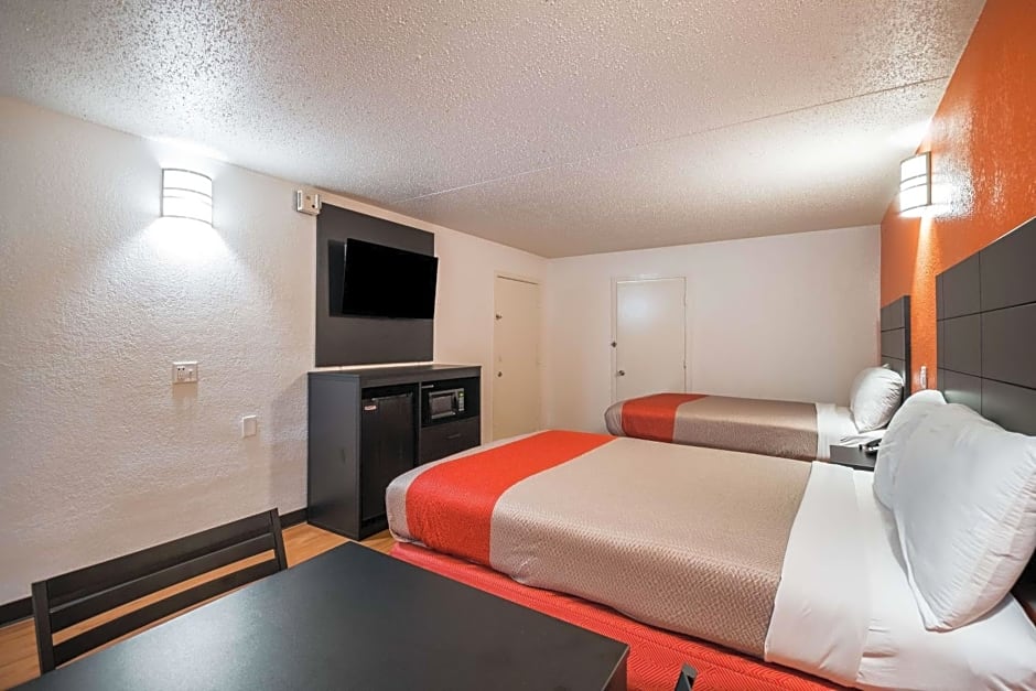 Motel 6-Houston, TX - Brookhollow