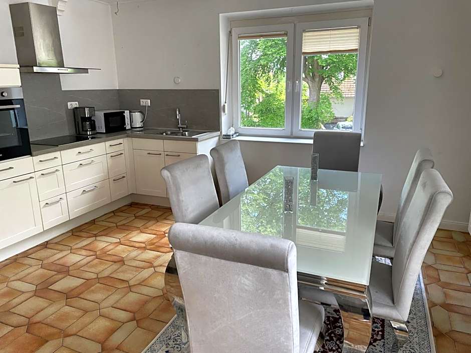 Apartment Hotel 24h Check-in, Free Parking and WiFi