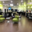 La Quinta Inn & Suites by Wyndham Louisville East
