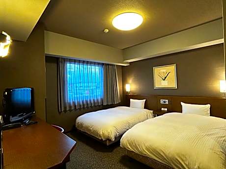 Twin Room - Non-Smoking