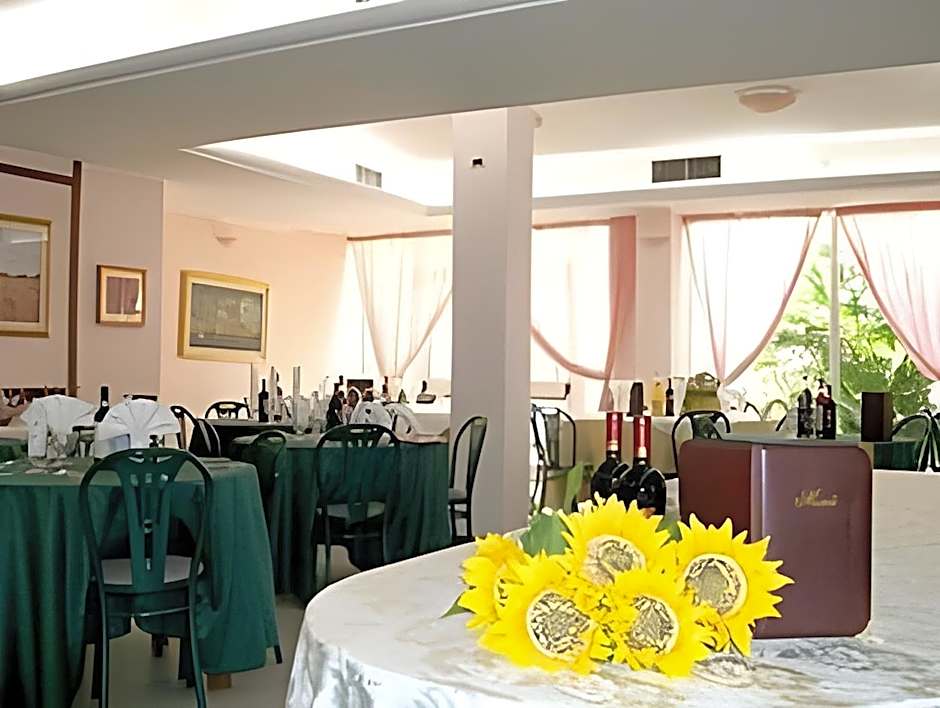 Hotel Mediterraneo