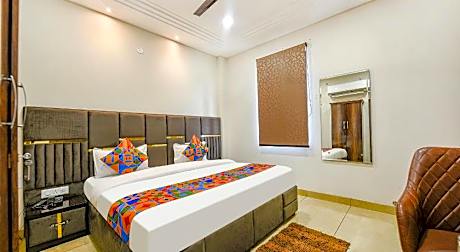 Hotel O Globe inn