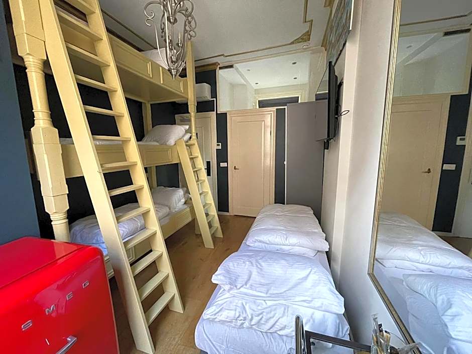 Amsterdam Rembrandt Square city center Hotel