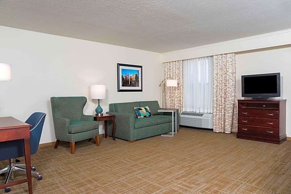 Hampton Inn By Hilton East Lansing