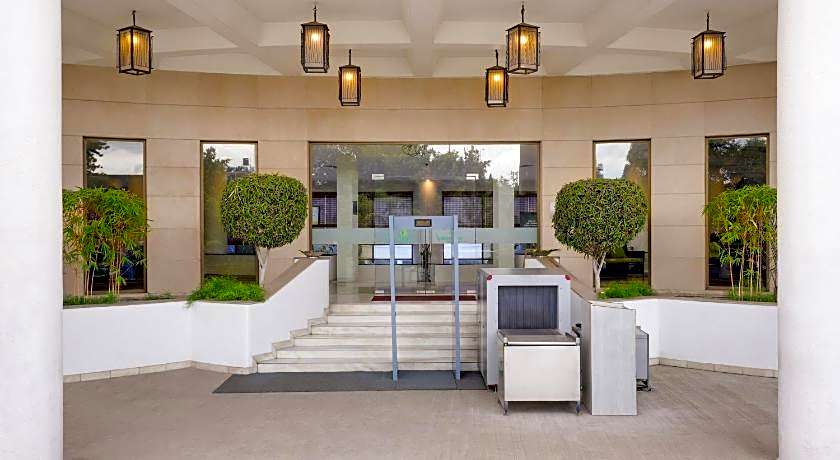Lemon Tree Hotel Aurangabad