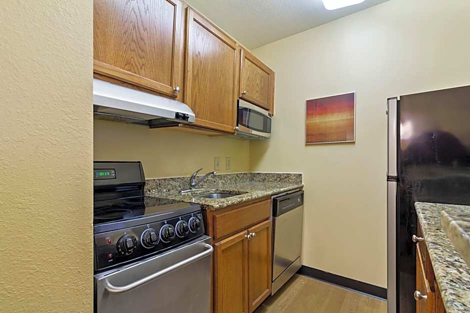 Extended Stay America Suites - Norfolk - Virginia Beach