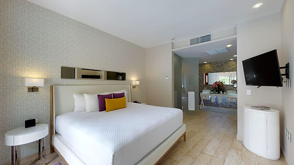 The Fives Beach Hotel & Residences All Senses Inclusive