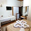 Royal Gur Hotel