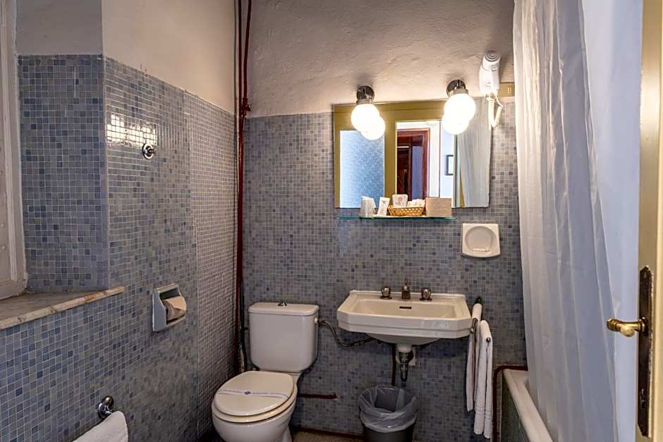 Royal Victoria Hotel