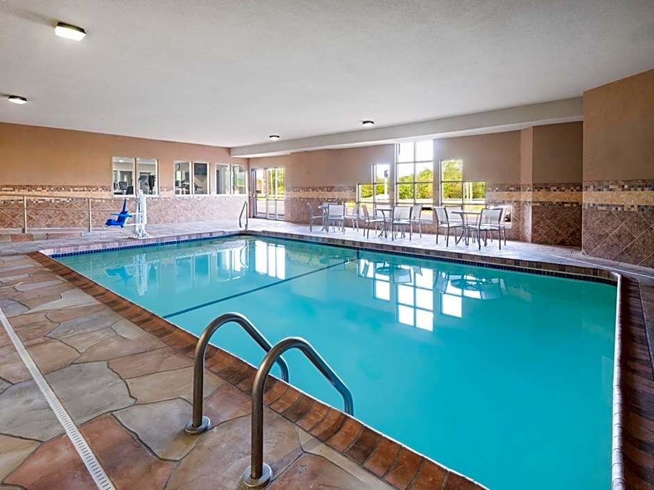 Garner Topeka West By IHG