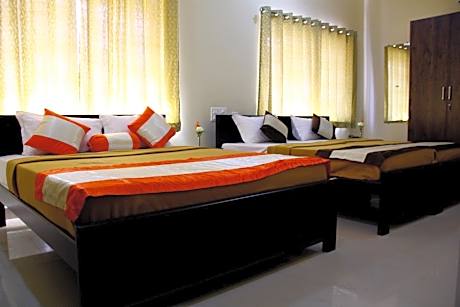 ROYAL SUVARNA COMFORTS