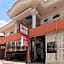 RedDoorz Syariah near Pasar Aur Kuning