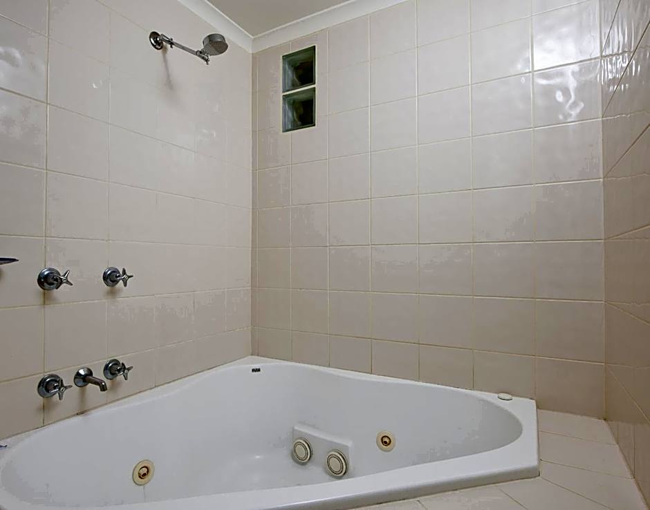 Mantra in the Village Port Douglas