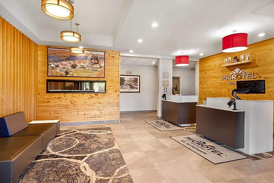 Microtel Inn & Suites by Wyndham Mont Tremblant