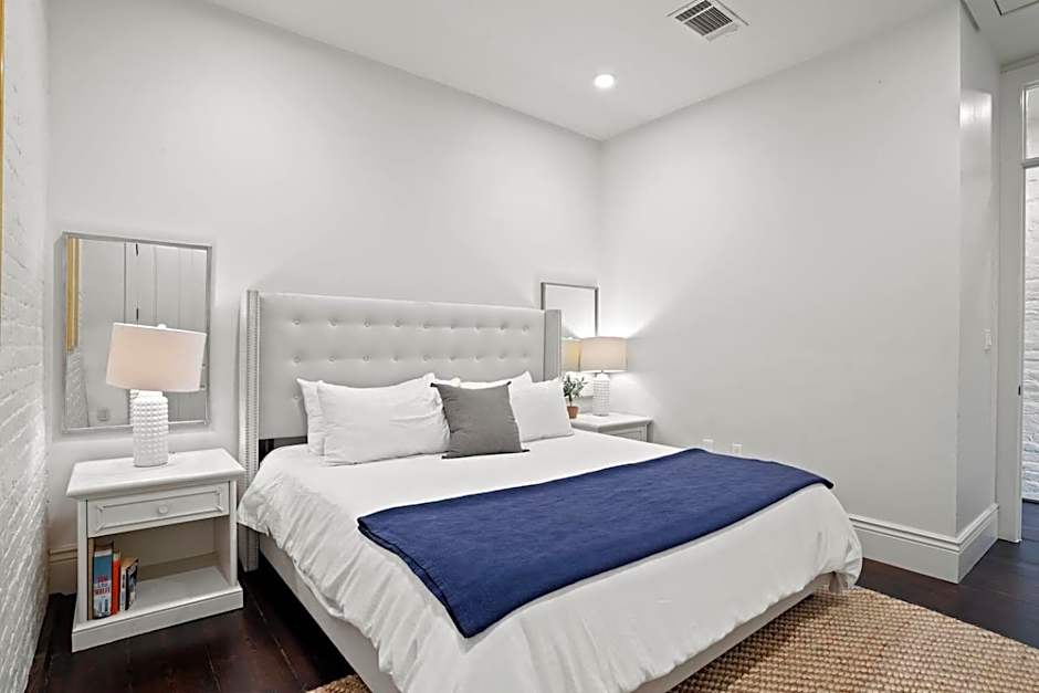 Group-friendly Suite Near Bourbon Street
