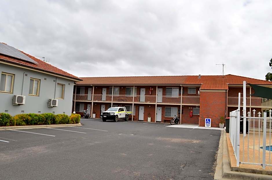 Bathurst Motor Inn
