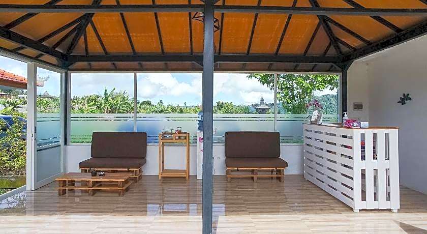 Container Smart Stay (CSS)