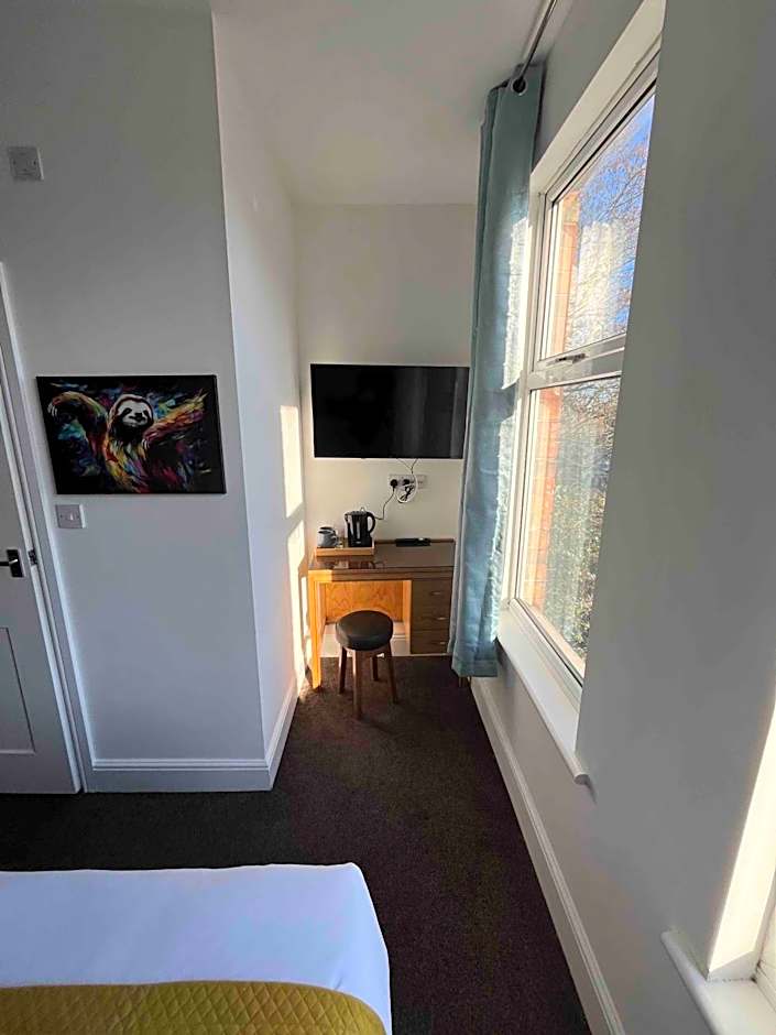 The Linden Leaf Rooms