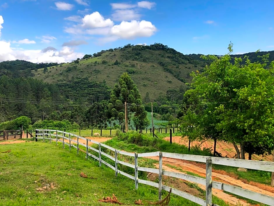 Pousada Pedra da Mata chales na montanha