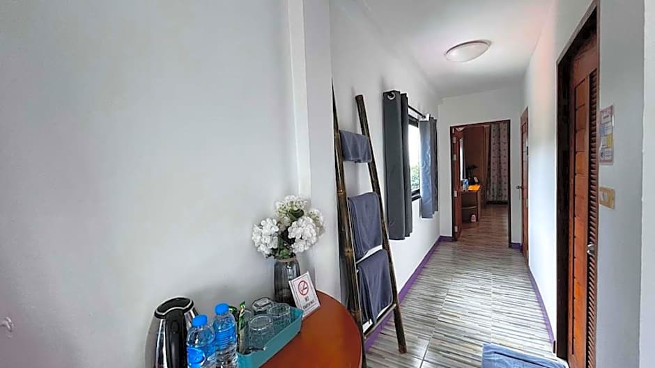 Coco Mountain View Guest House Hotel