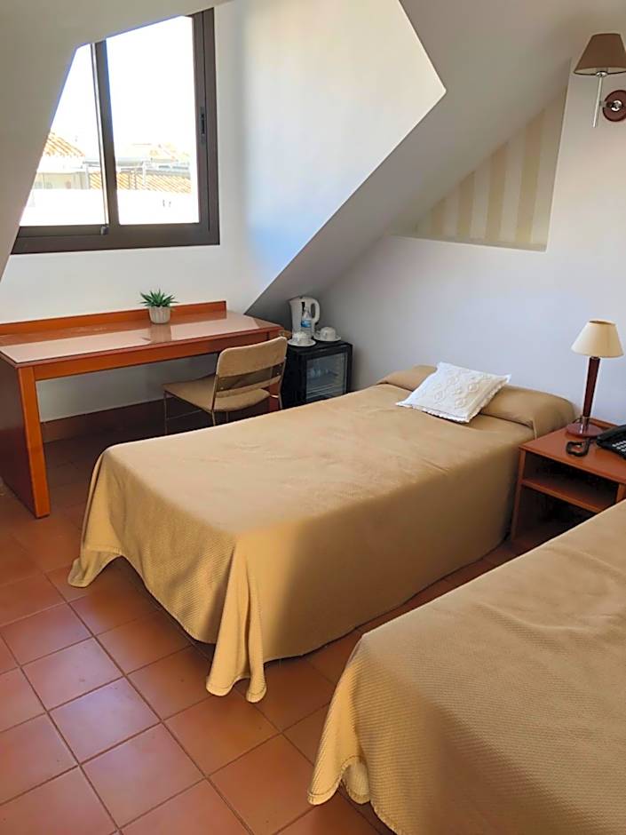 I AM La Posada Hotel and Apartment