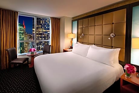 Deluxe Room with One King Bed and City View