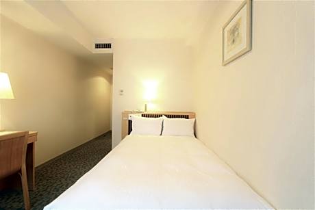 Standard Double Room with Small Double Bed - Non-Smoking