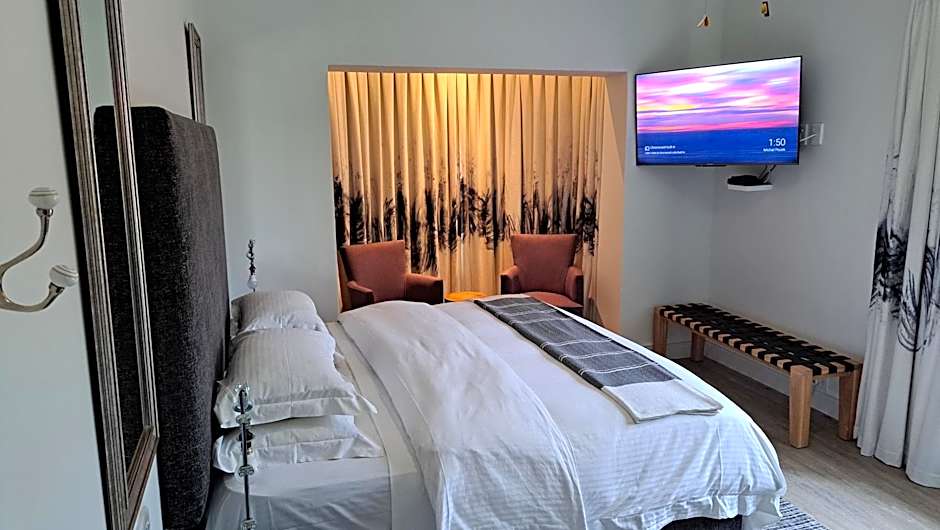 Lavender Manor Guest Lodge